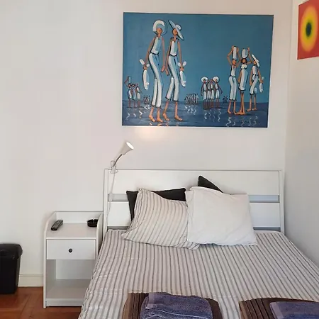 Amoreira Room I And II Δωμάτια σε οικογενειακή κατοικία Lisboa